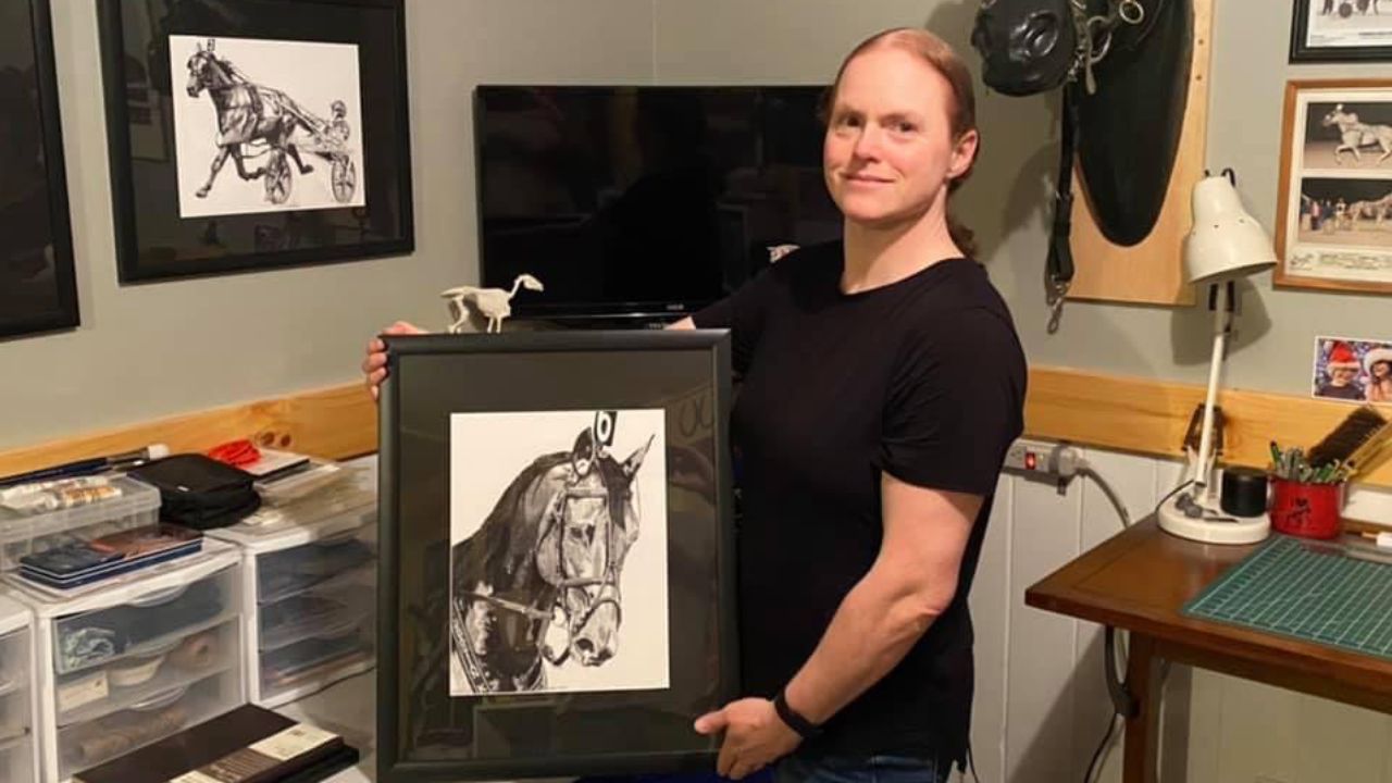 Michelle Hogan - harnessartist.com